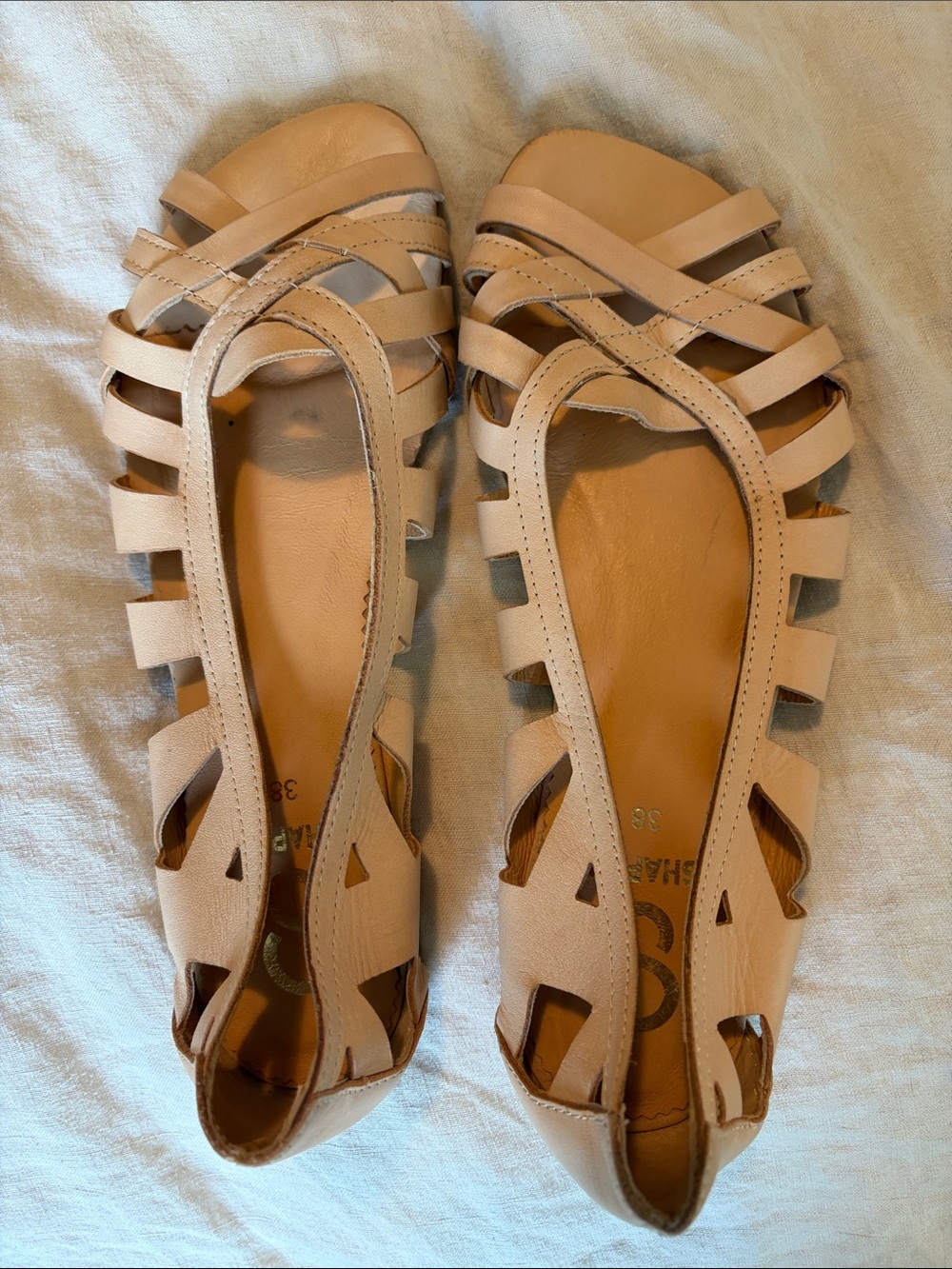 Shapen Women’s Nude Cutout Leather Flats